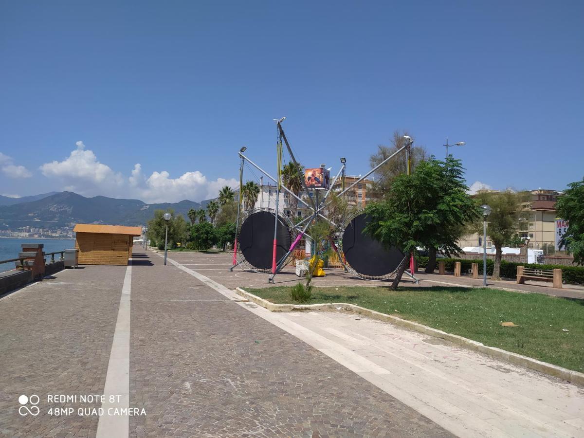 B & B Civico 6 Rooms Salerno Zewnętrze zdjęcie