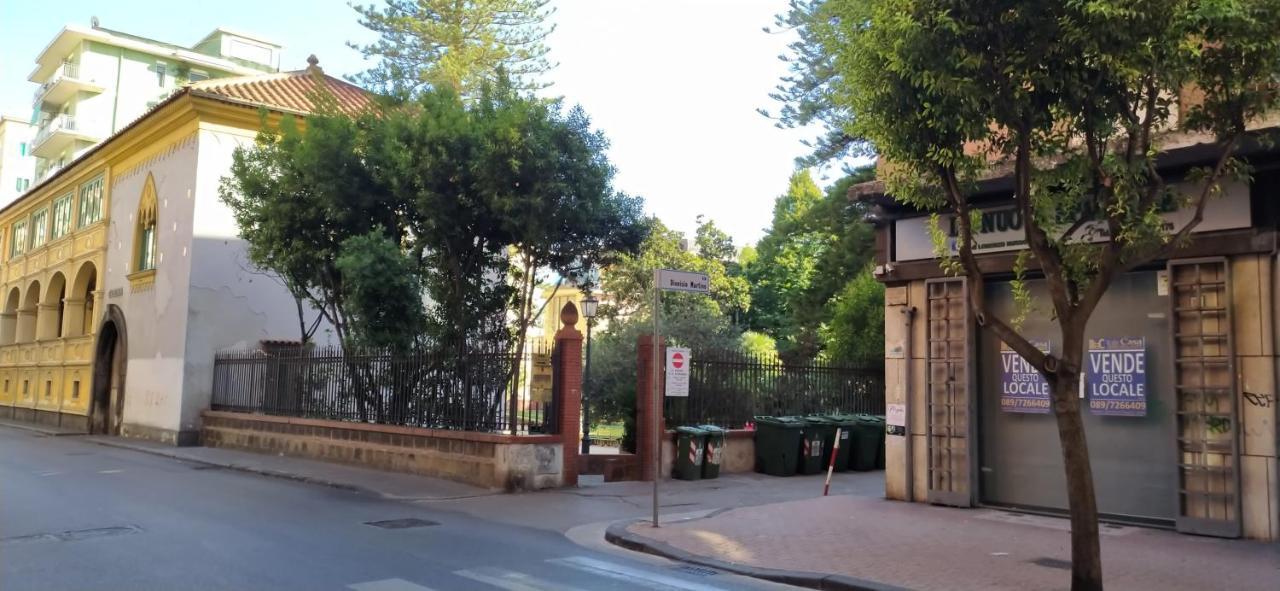 B & B Civico 6 Rooms Salerno Zewnętrze zdjęcie