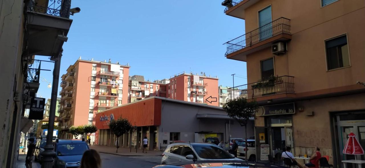 B & B Civico Sei Rooms Salerno Zewnętrze zdjęcie
