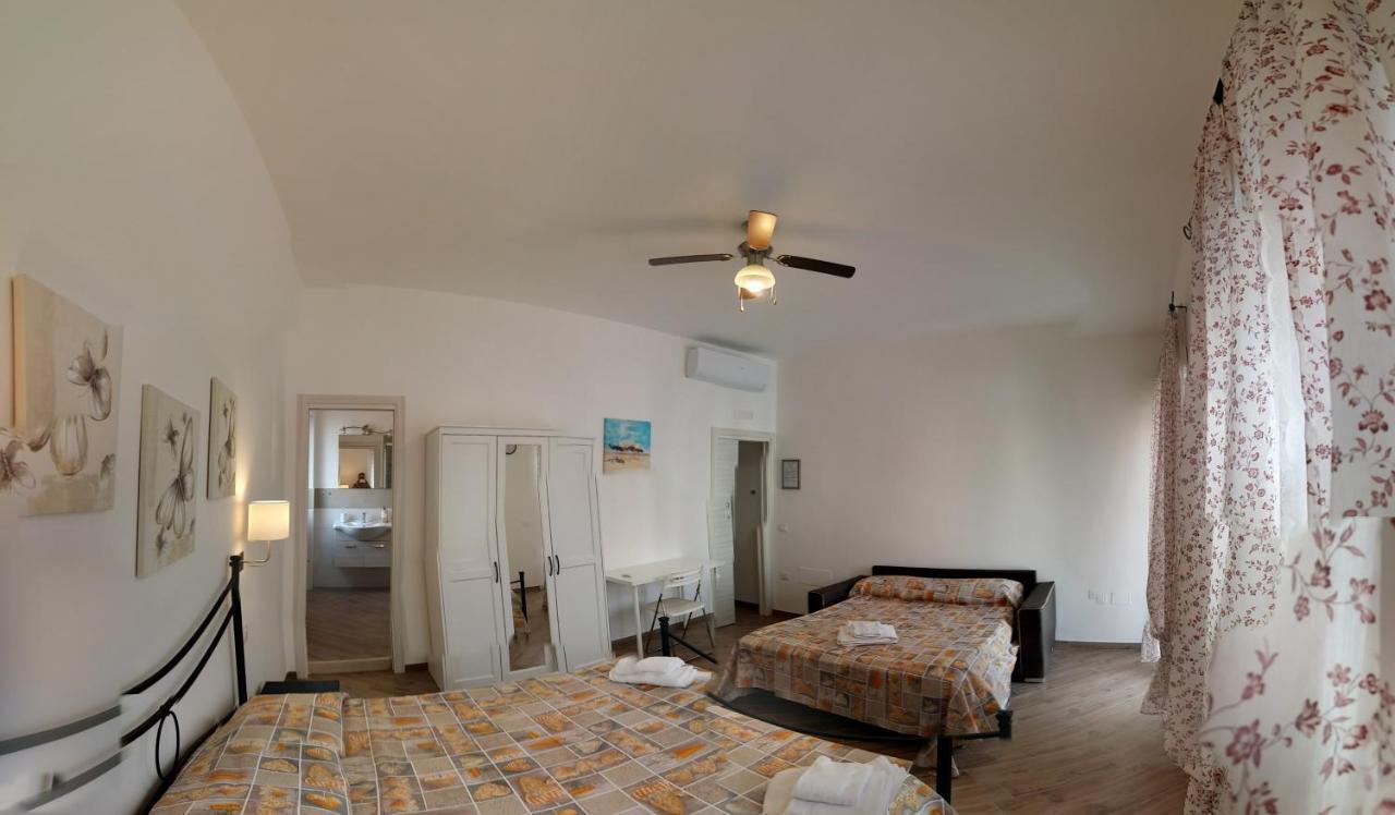 B & B Civico 6 Rooms Salerno Zewnętrze zdjęcie