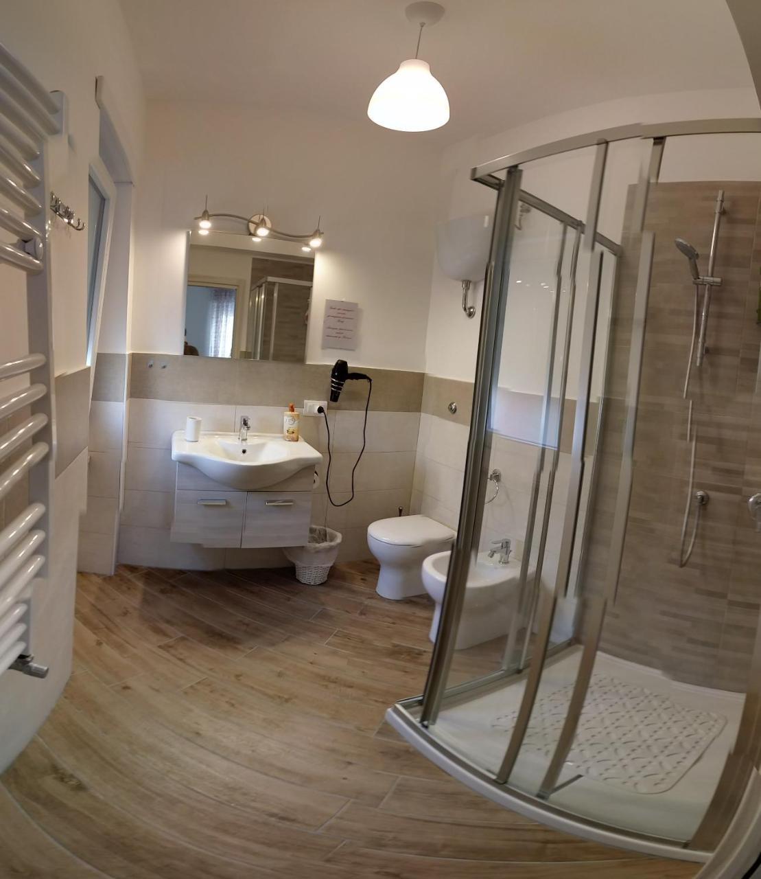 B & B Civico 6 Rooms Salerno Zewnętrze zdjęcie