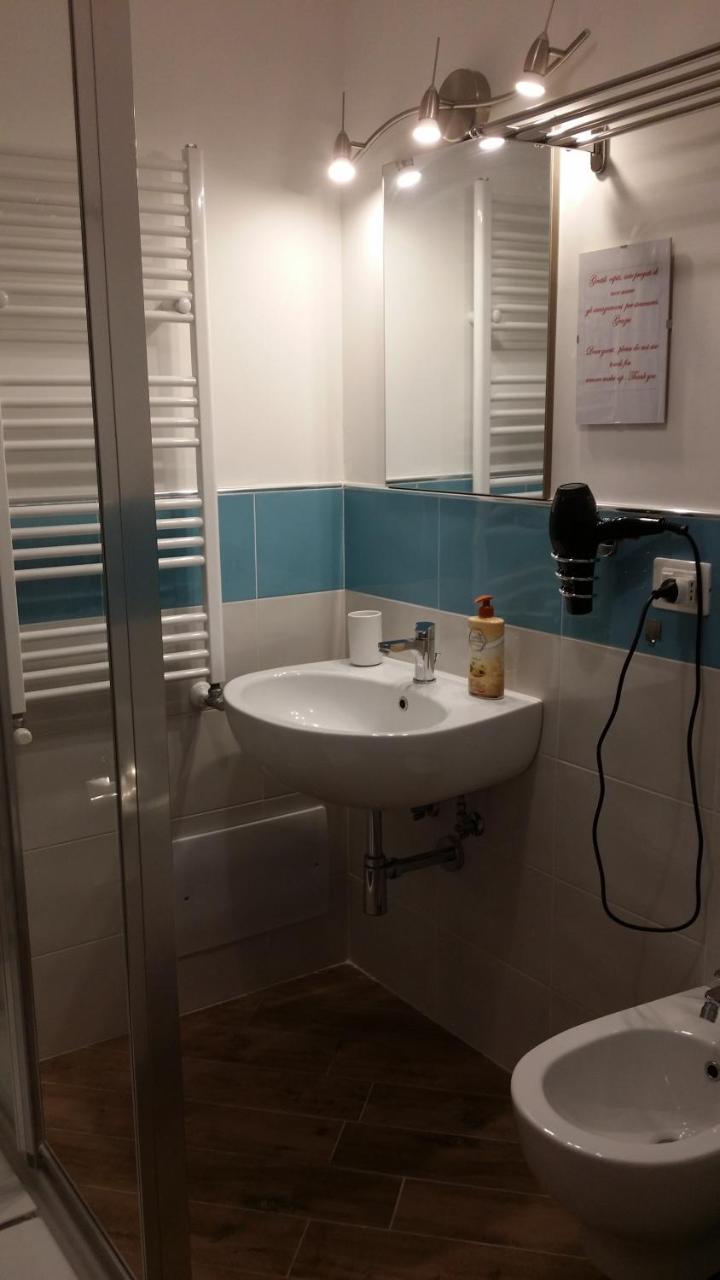 B & B Civico 6 Rooms Salerno Zewnętrze zdjęcie